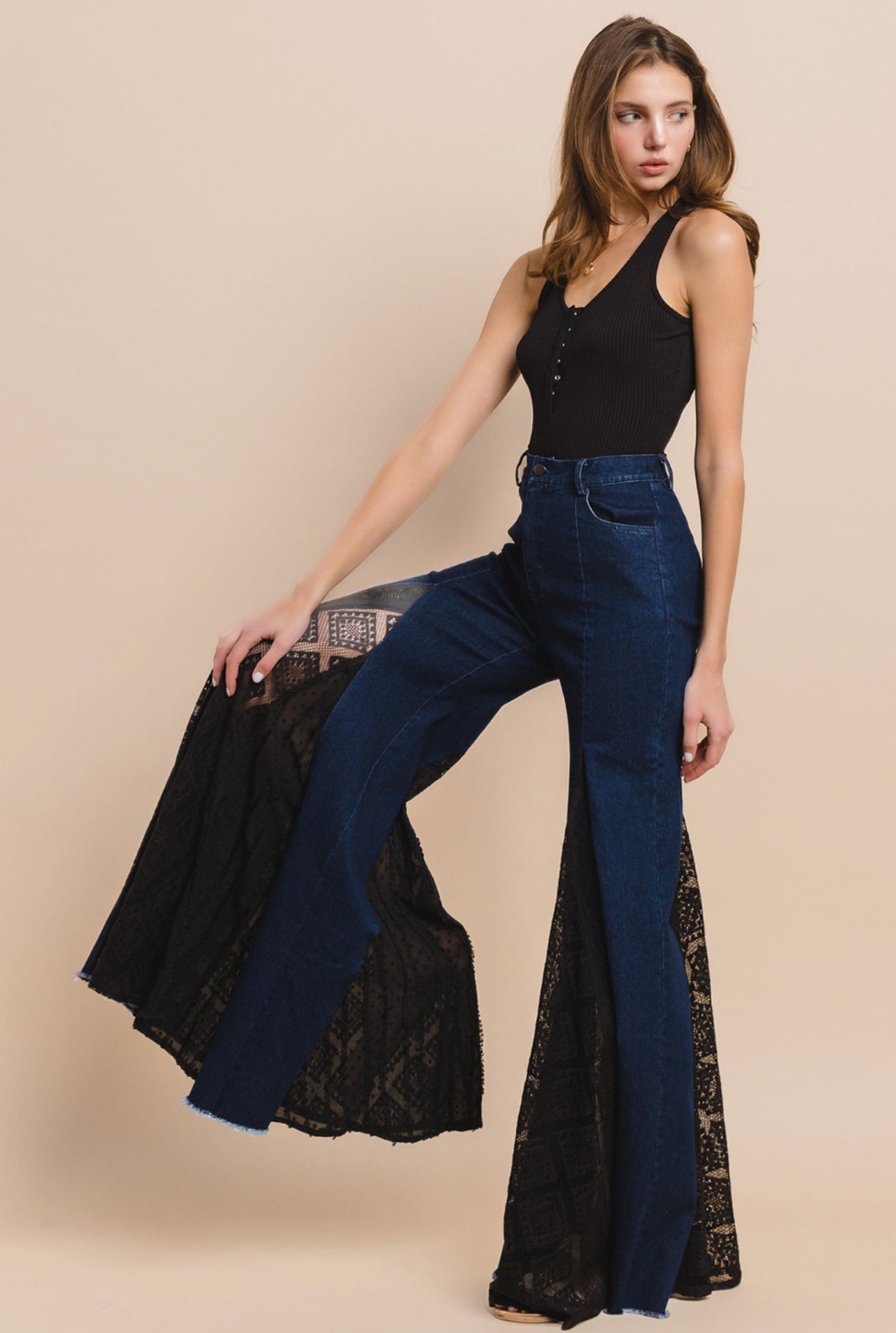 Lyra lace bellbottoms (black)