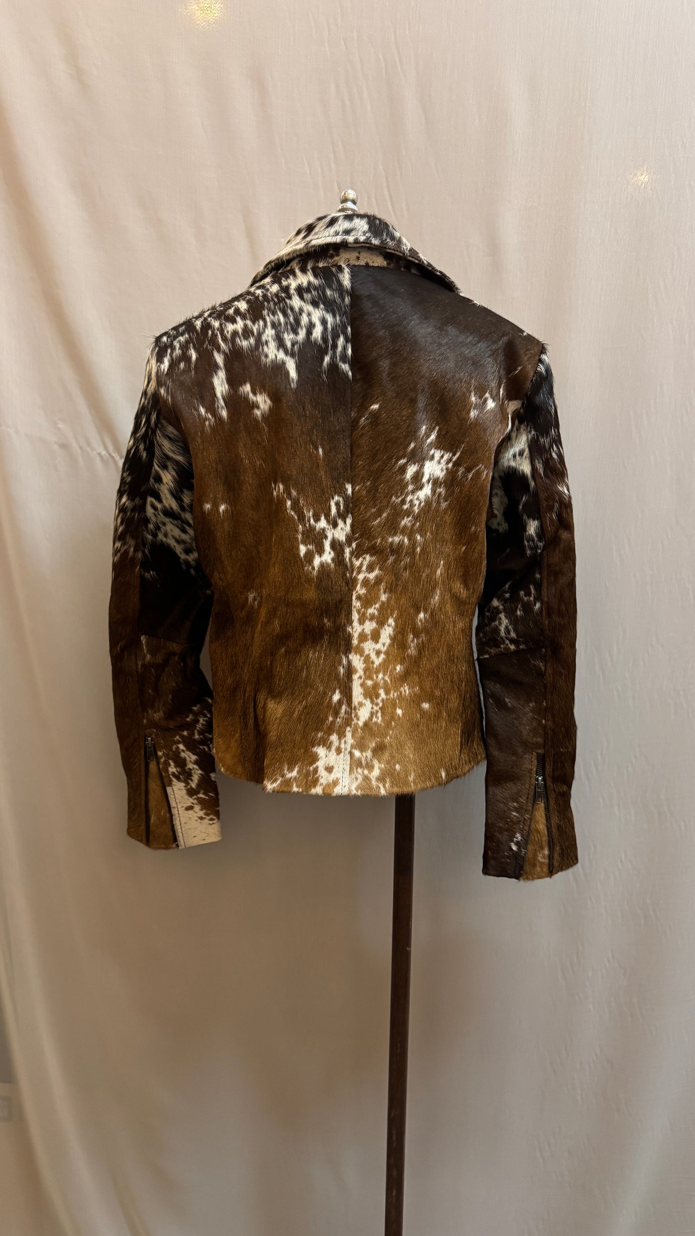 Cowhide jacket (medium)