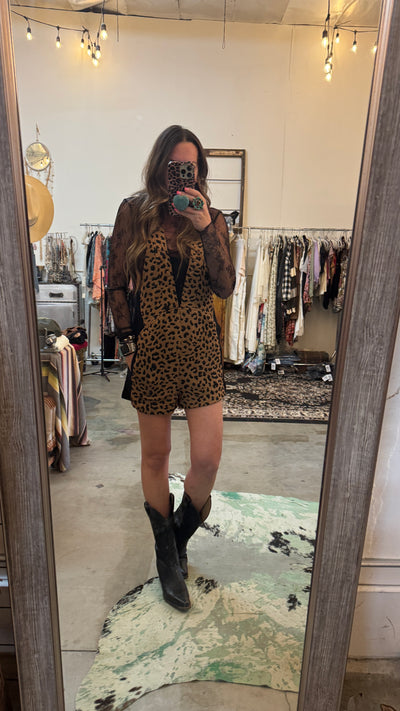 Leslie leopard romper