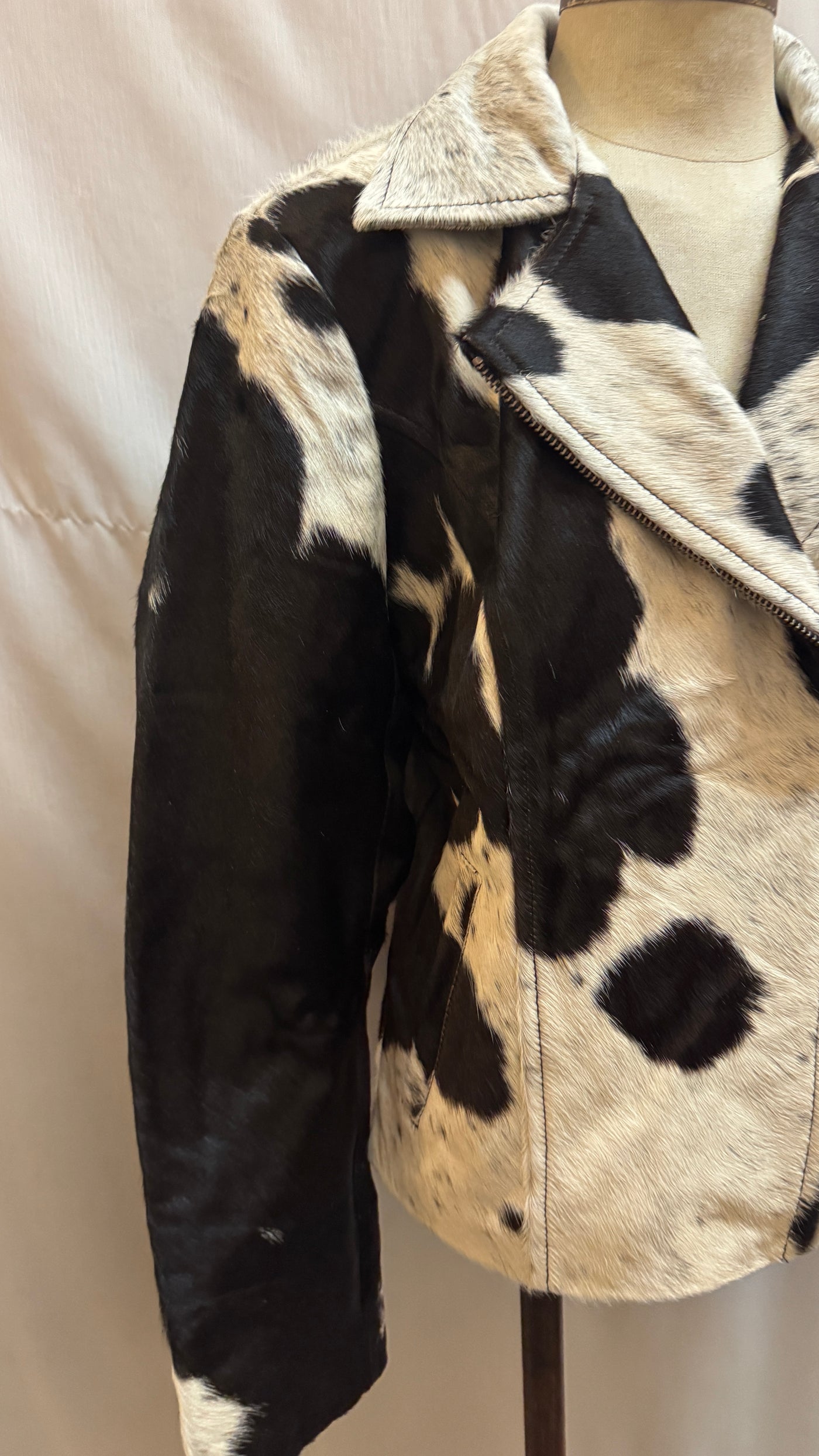 Cowhide jacket (medium)