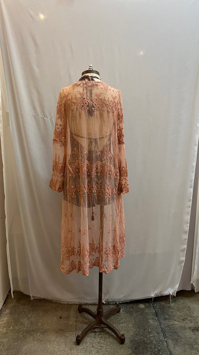 Selma lace kimono (blush)