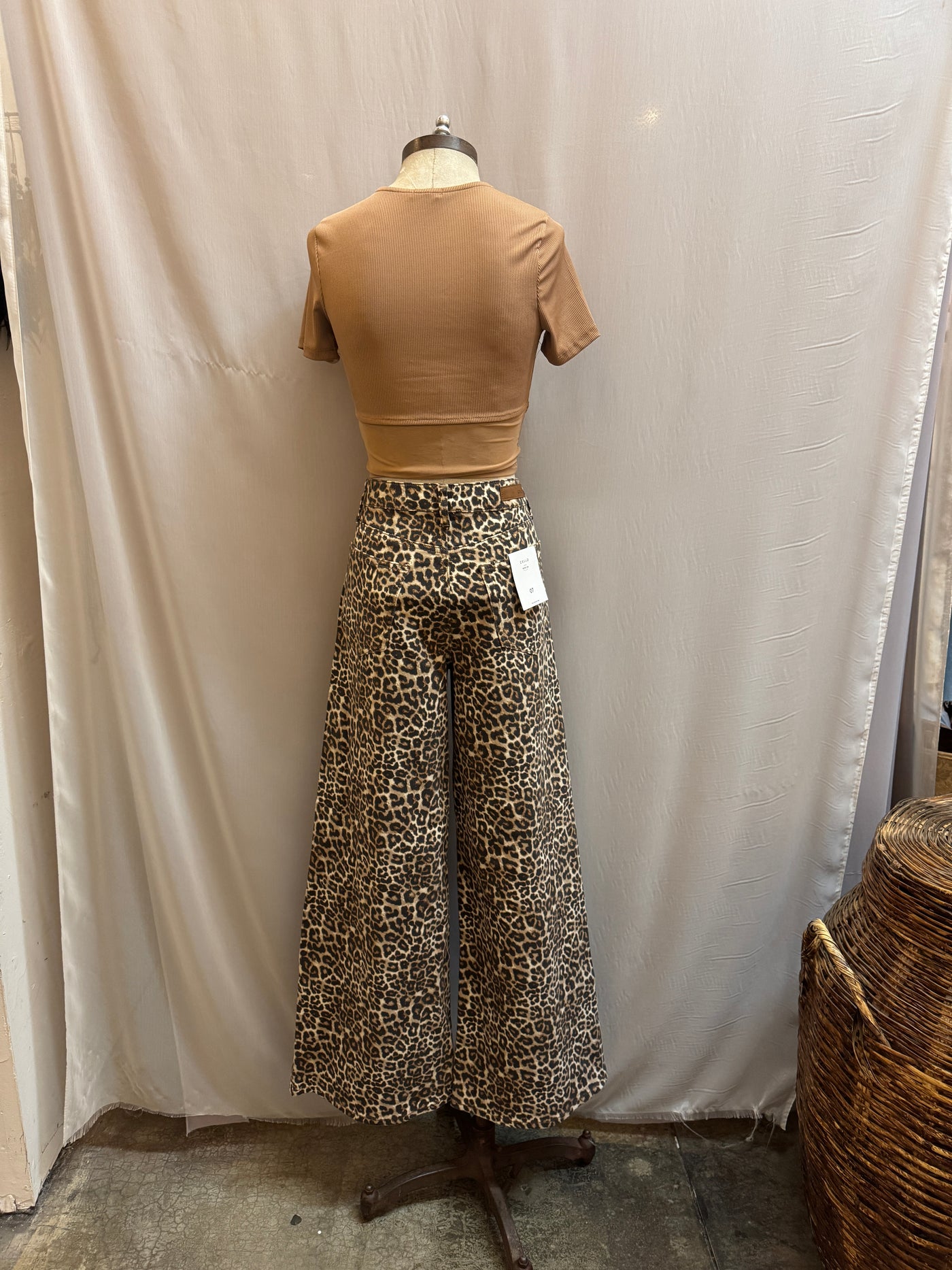 Leopard lovers pants