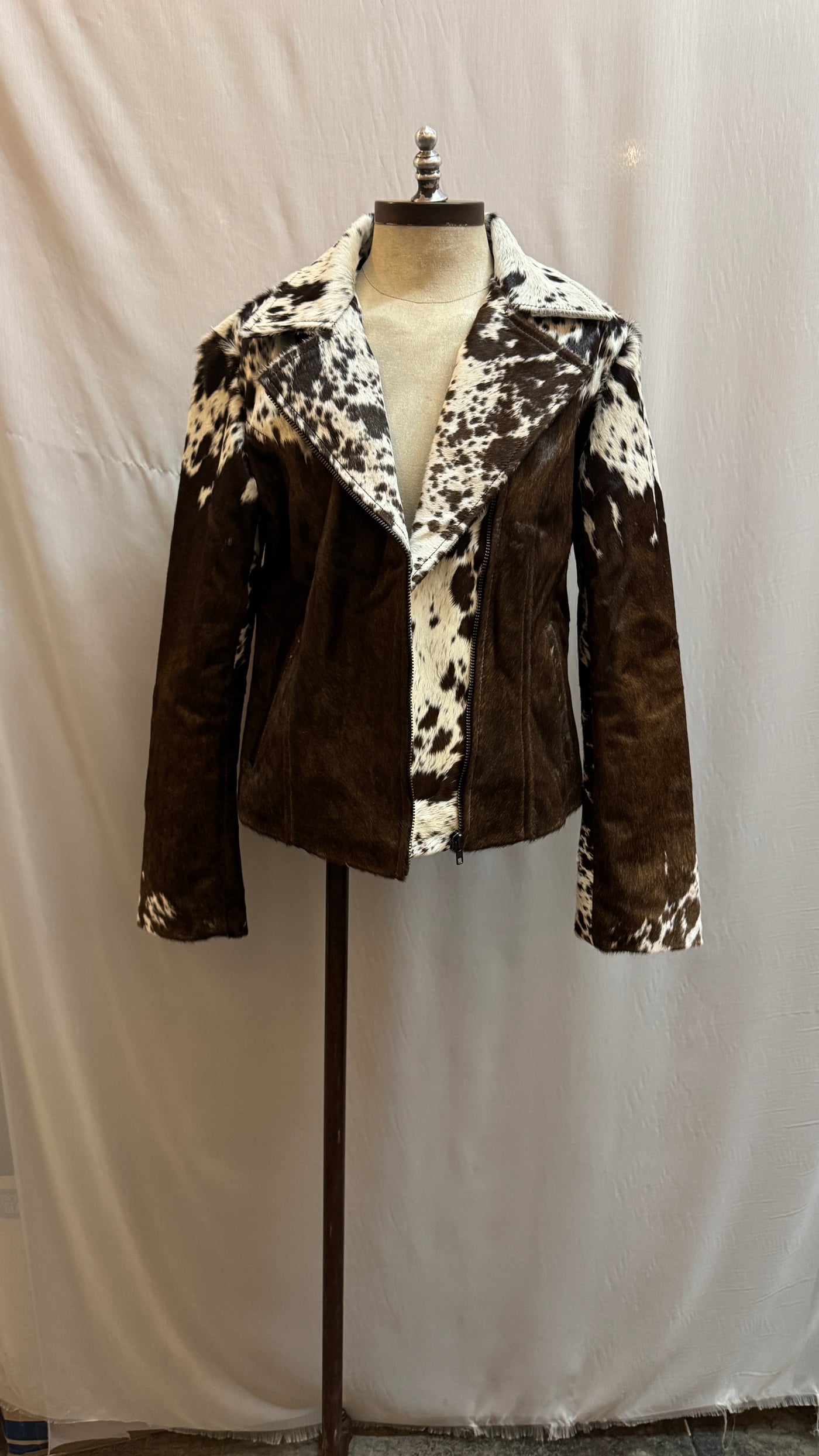 Cowhide jacket (medium)