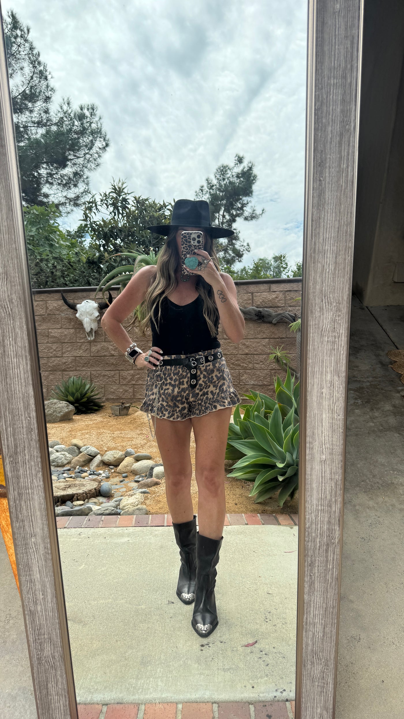 Wild side shorts