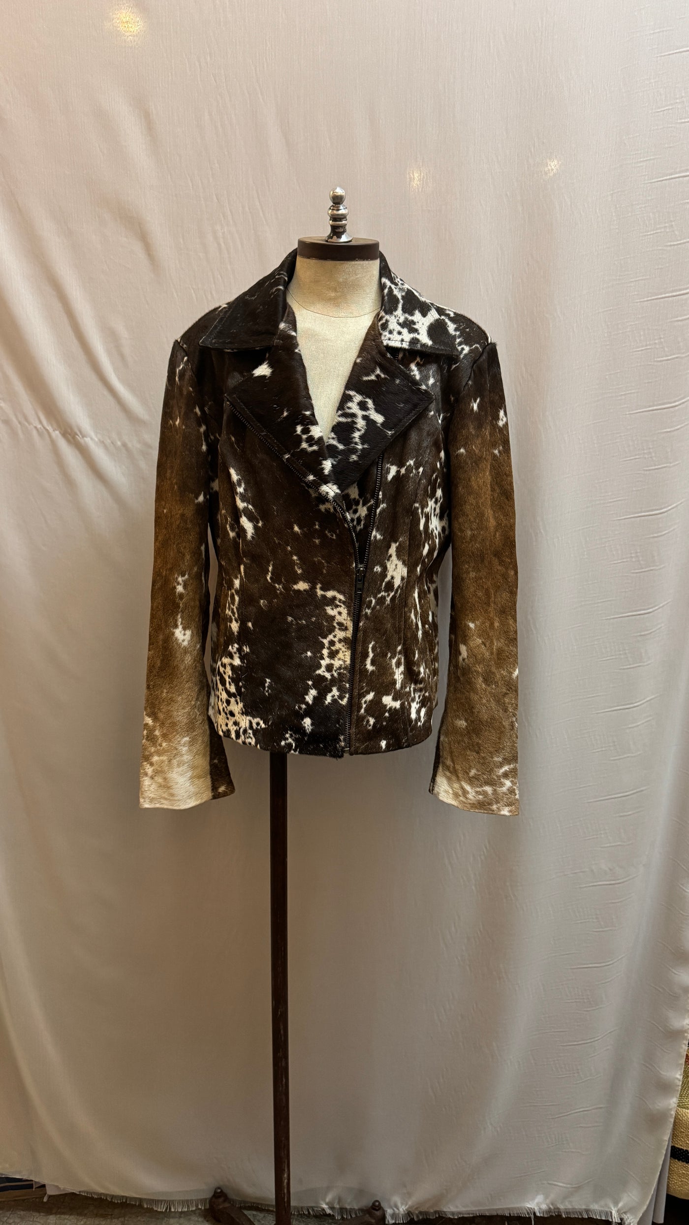 Cowhide jacket (large)