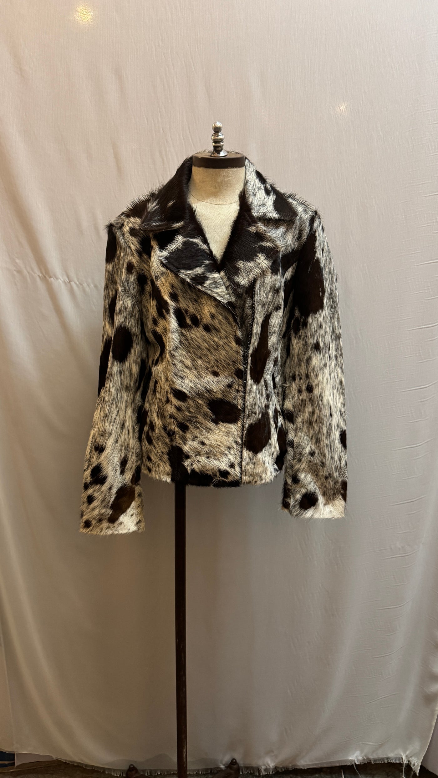 Cowhide jacket (large)