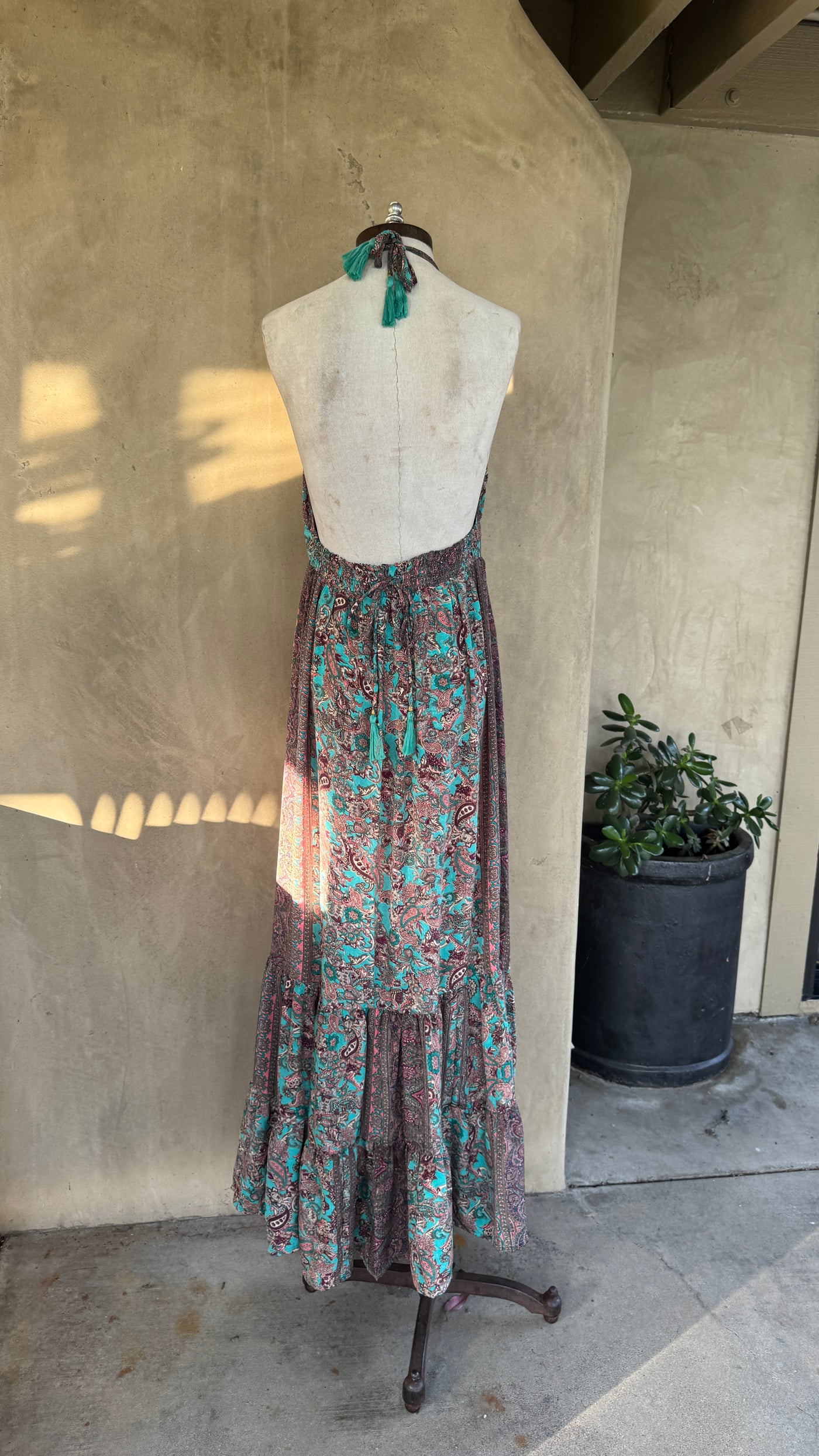 Demi maxi