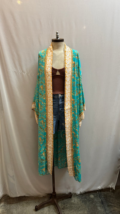 Spelly kimono