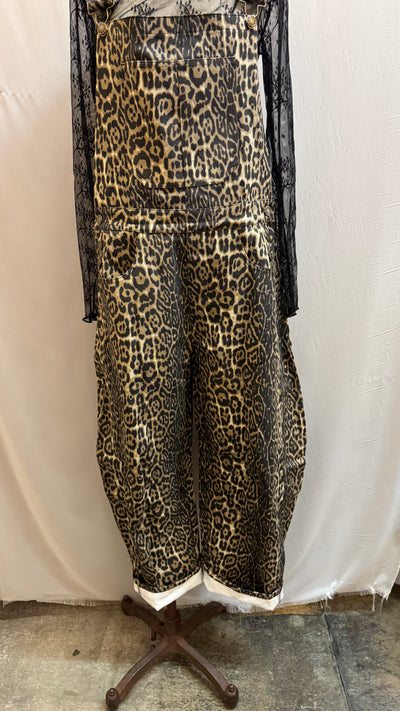 Leopard barrel overalls