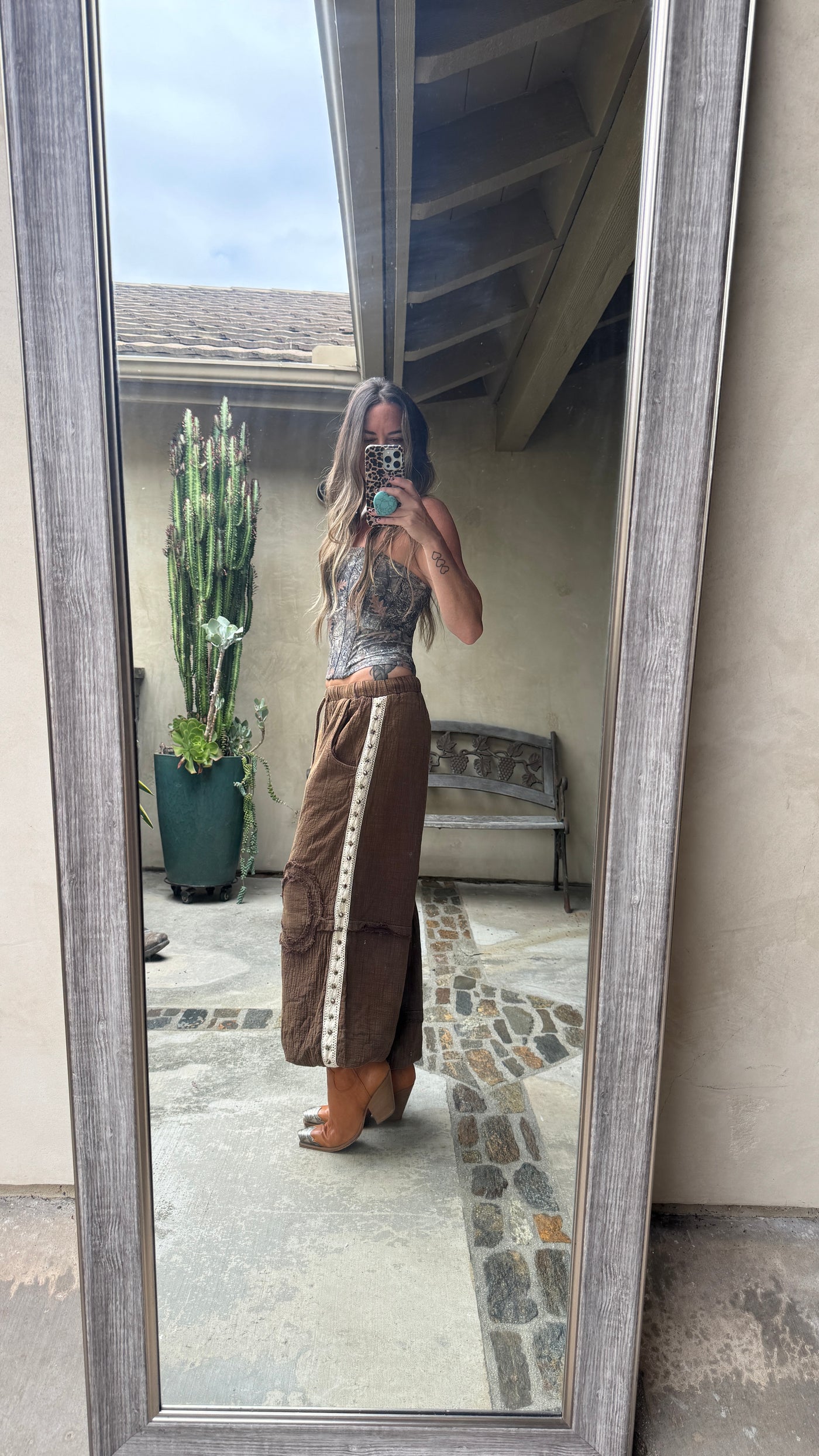 Della joggers