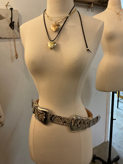 Snake double buckle belt