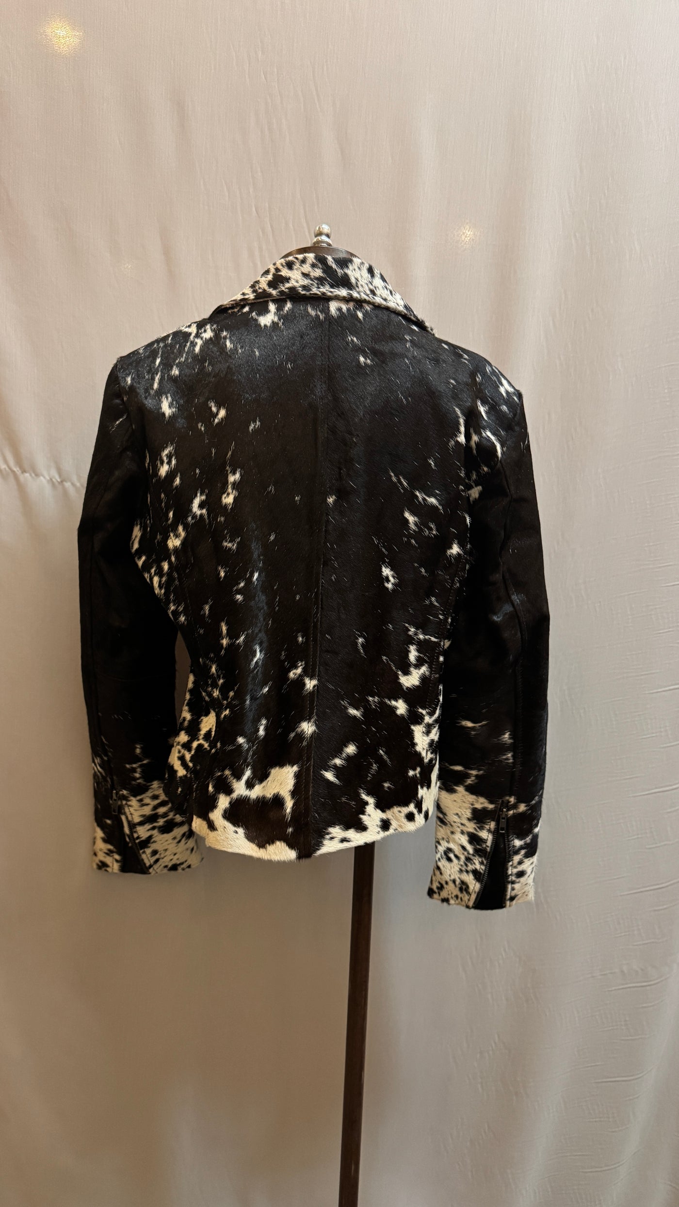 Cowhide jacket (large)