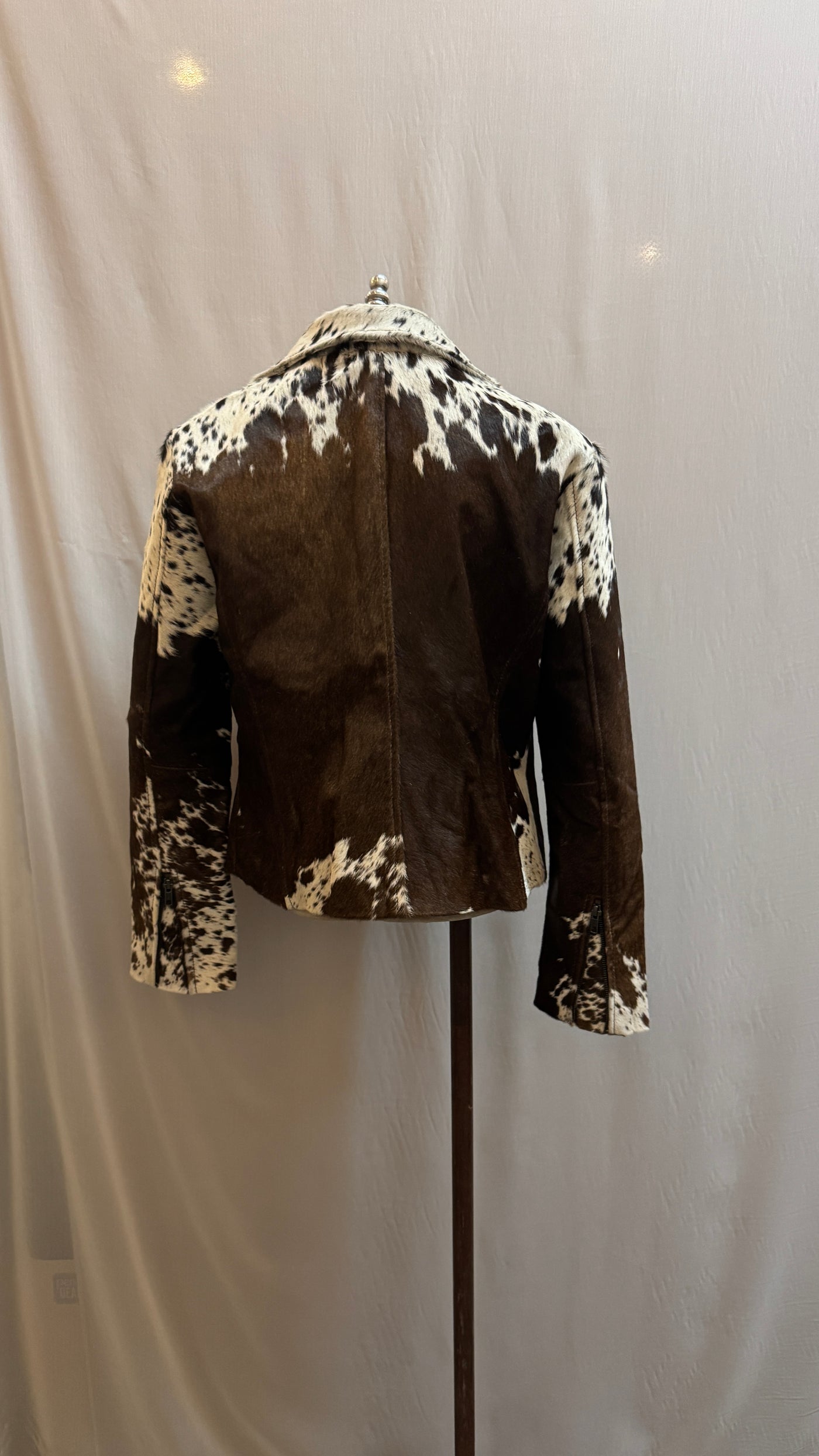 Cowhide jacket (medium)