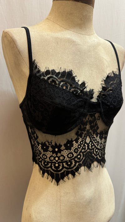 Black lace bra