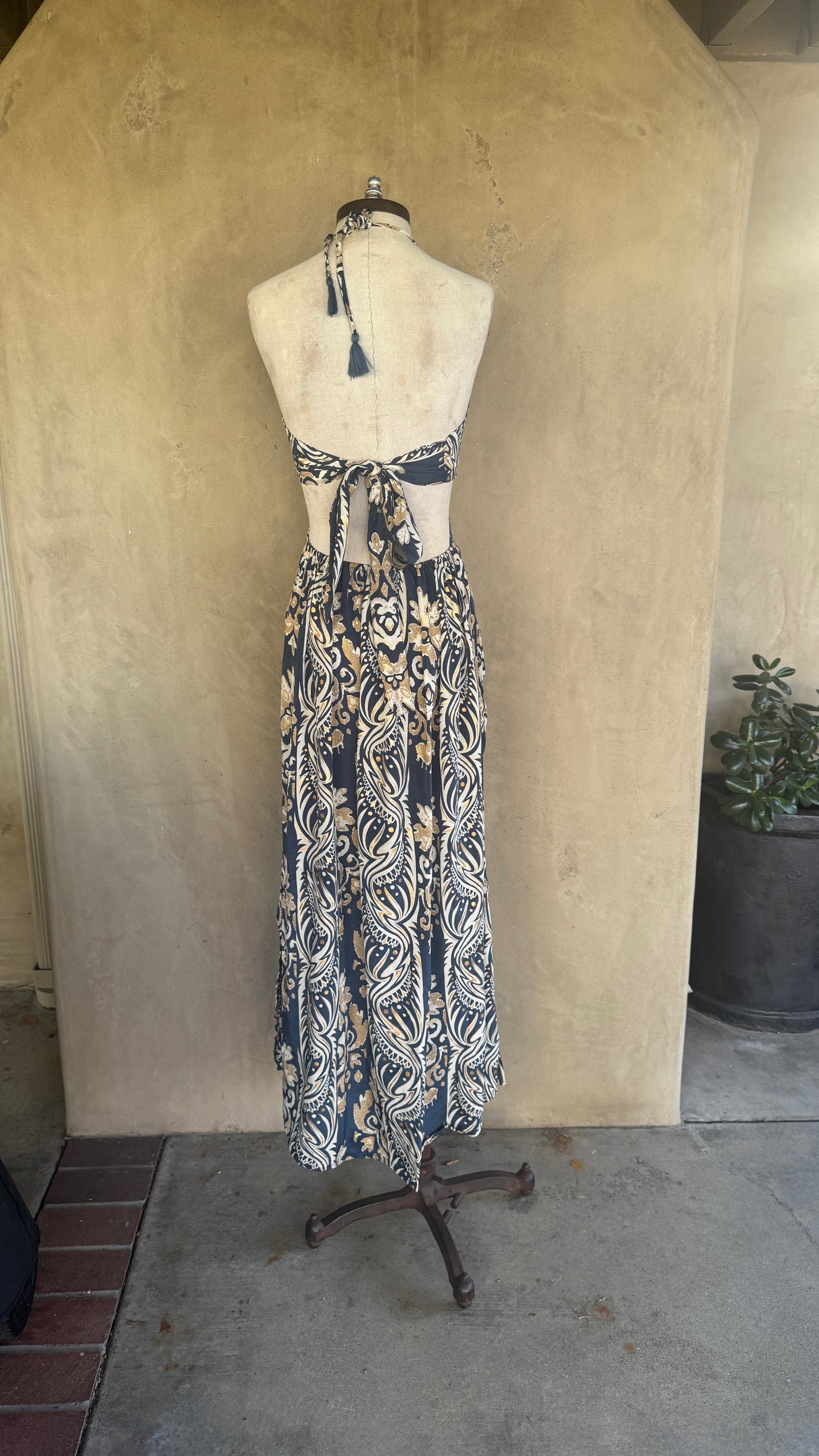 Val dress