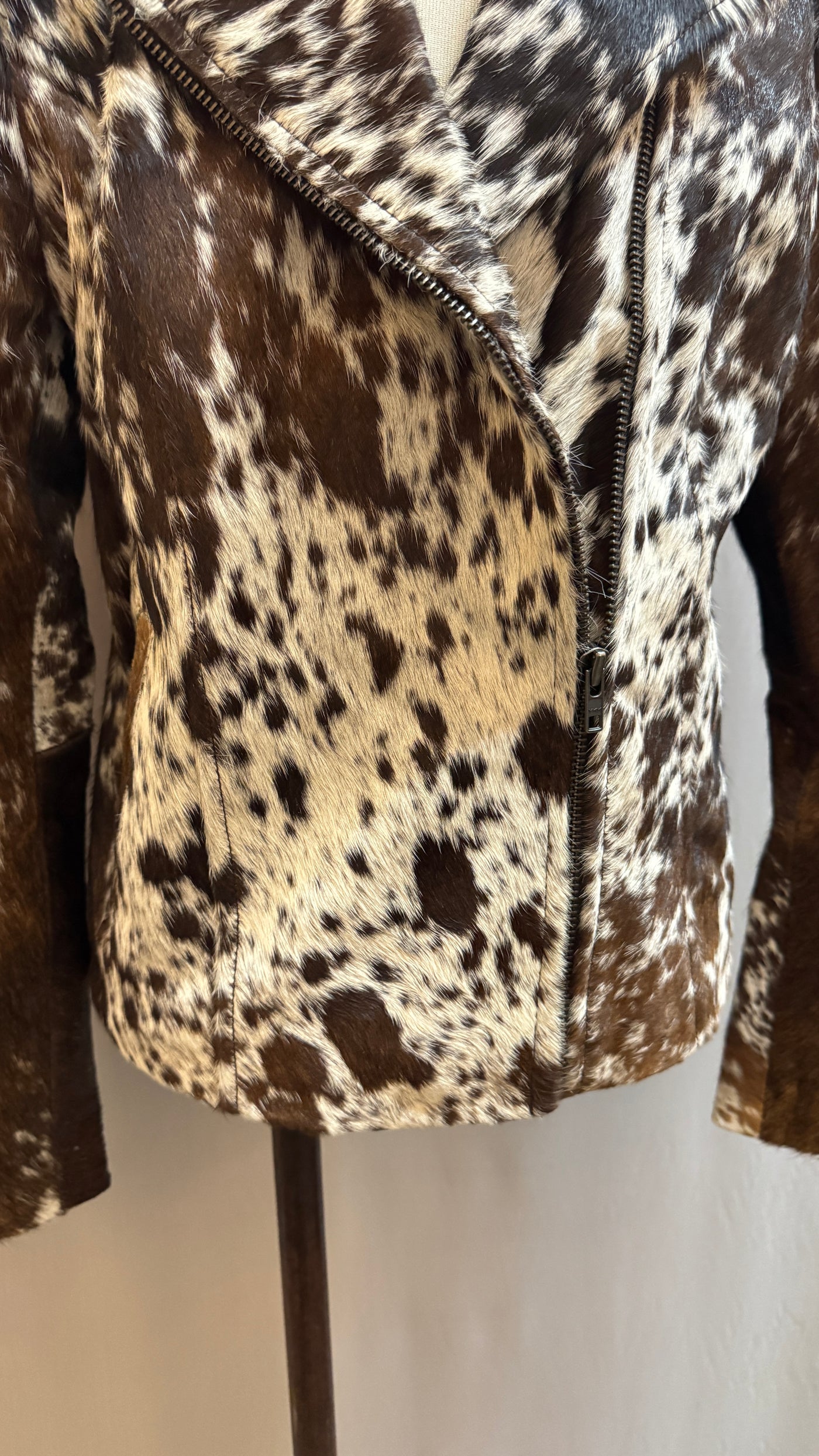 Cowhide jacket (medium)