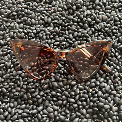 Cat eye sunnies