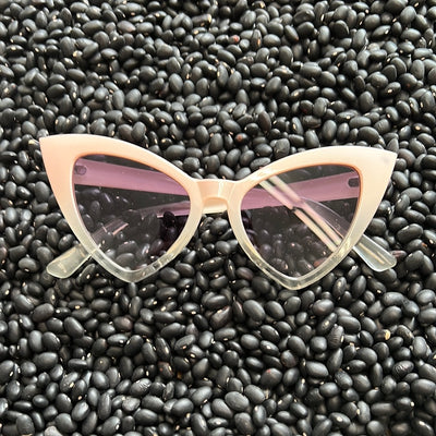 Cat eye sunnies